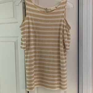 EUC Chico’s Cold-Shoulder Top